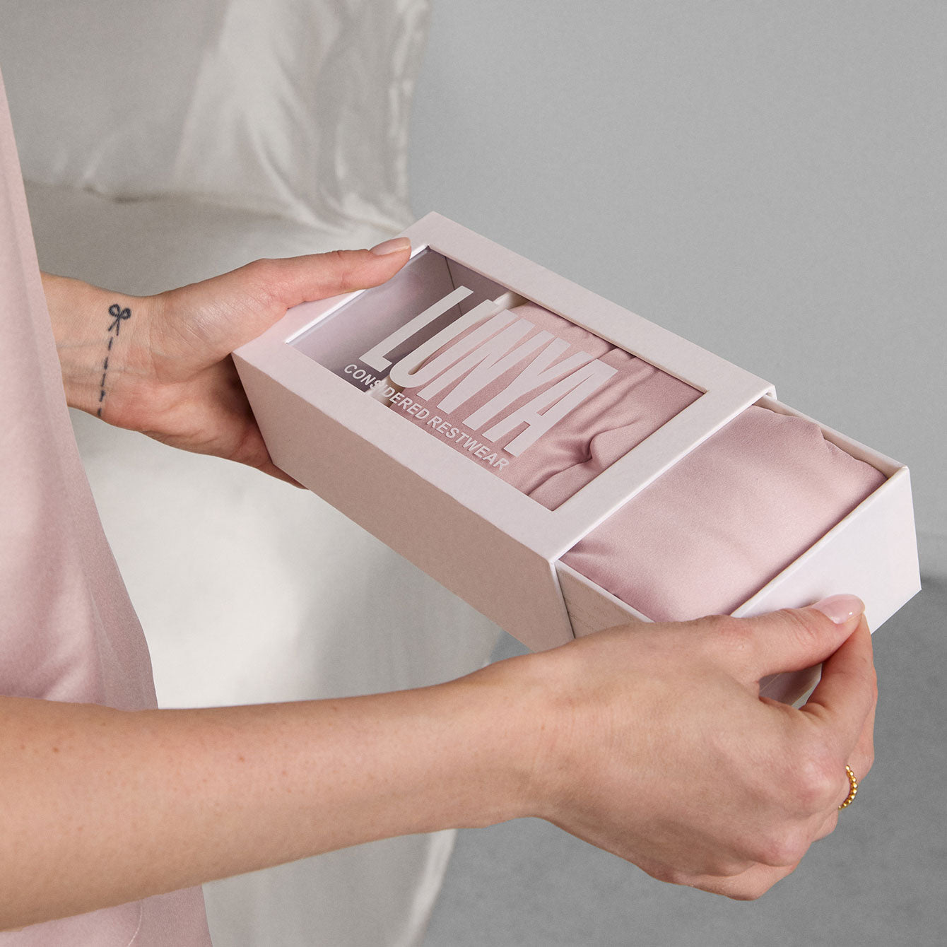 Weighted Silk Sleep Mask