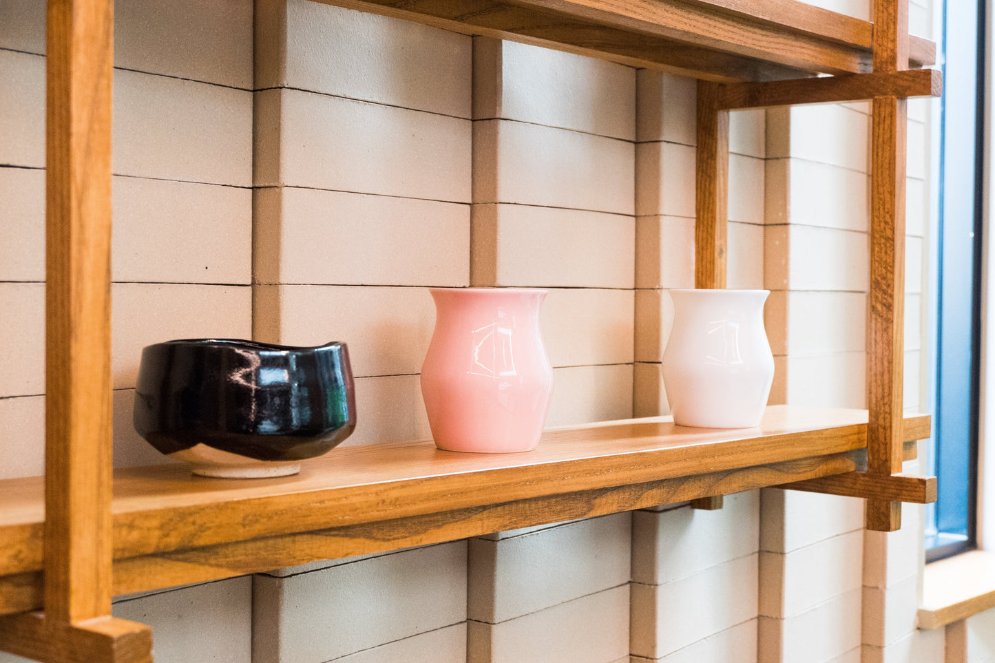 Isshiki Black Mino-yaki Chawan - Japanese Matcha Bowl